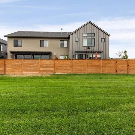 Luxury Townhome On The Park With Bridger Mtn Views 博兹曼 外观 照片