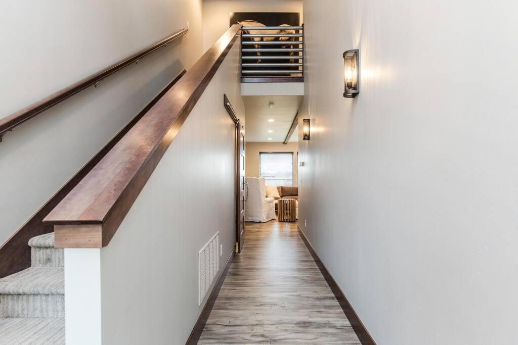 Luxury Townhome On The Park With Bridger Mtn Views 博兹曼 外观 照片